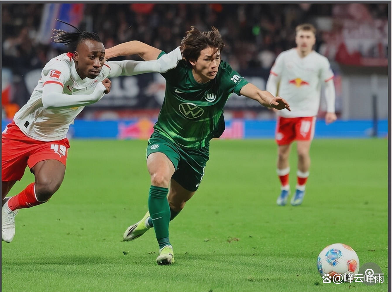 德甲惊艳首秀的日本前锋盐贝健人遭海外媒体连续两场打出全队最低分